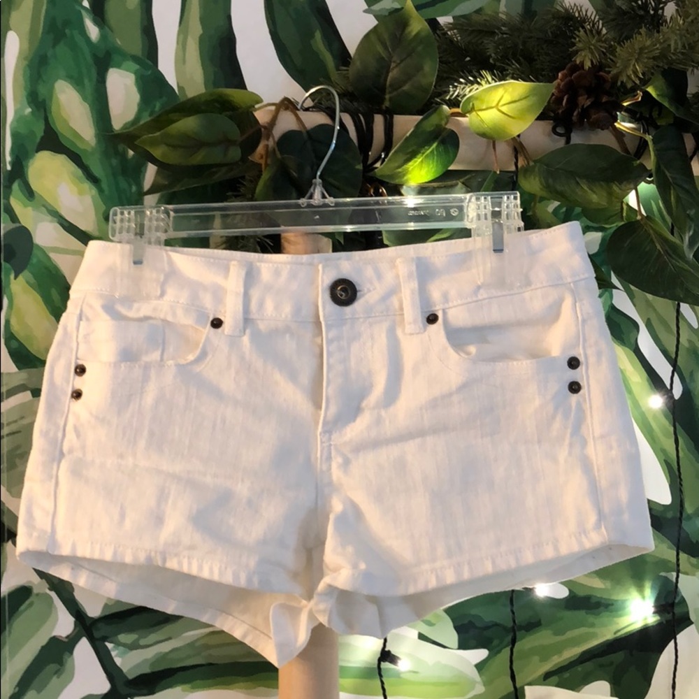 O’Neill white jean shorts - Picture 1 of 3
